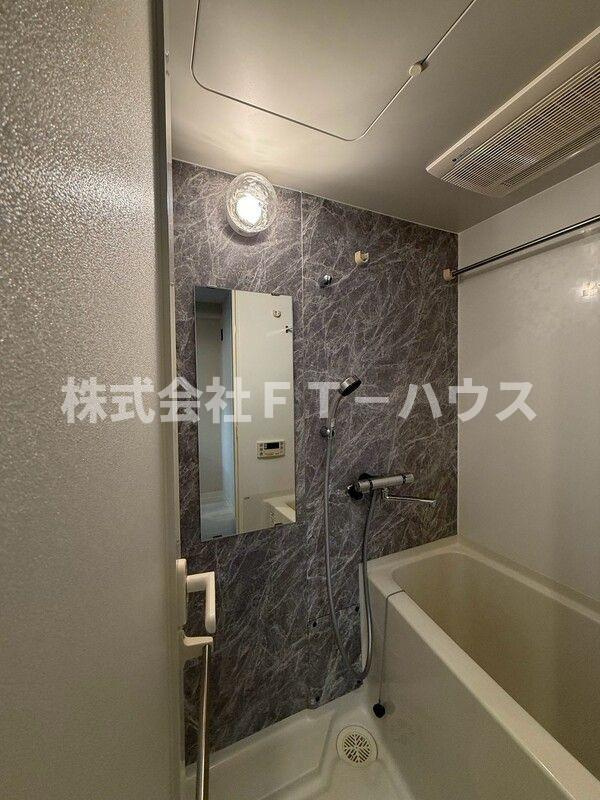 フロンティアテラス行徳の浴室