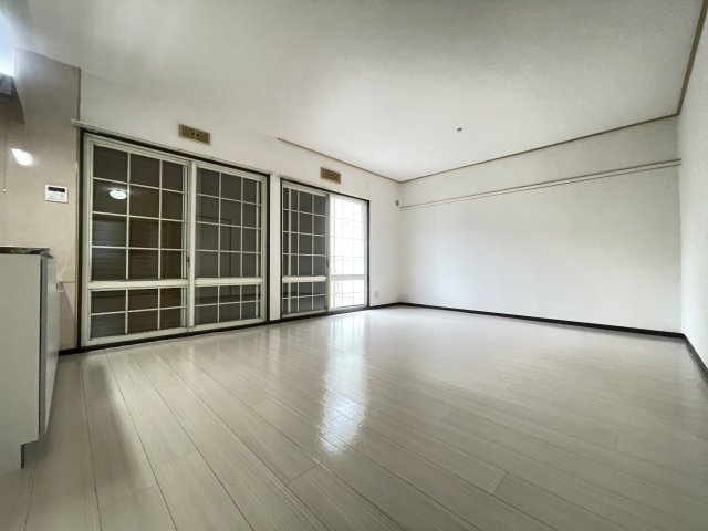 寝屋川市高柳２丁目のアパートの内装