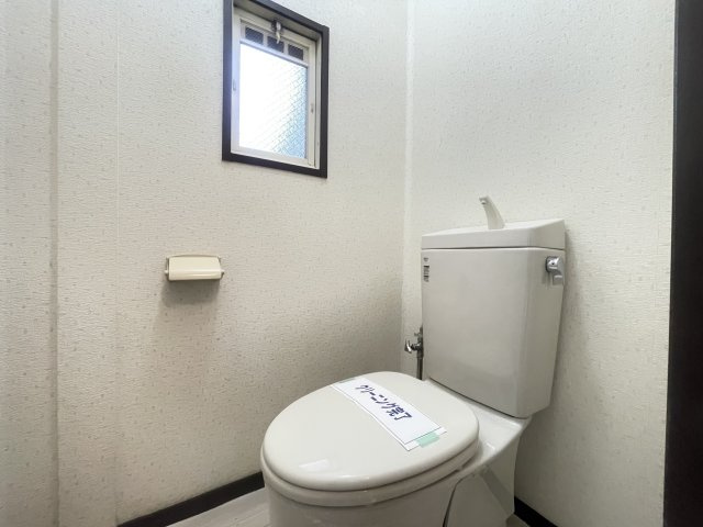 寝屋川市高柳２丁目のアパートのトイレ