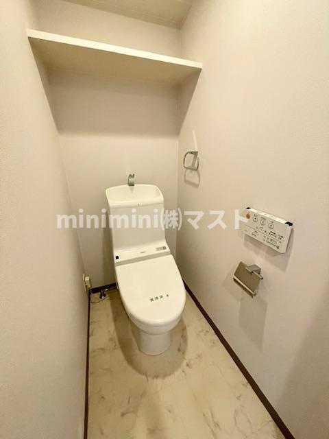 大阪市中央区中寺２丁目の賃貸マンションのトイレ