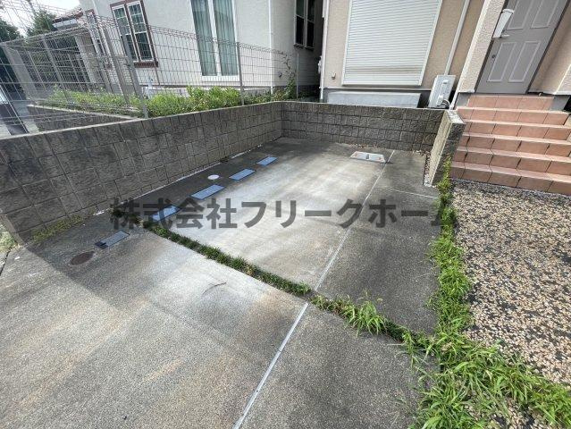 小金井市東町５丁目のテラスの駐車場