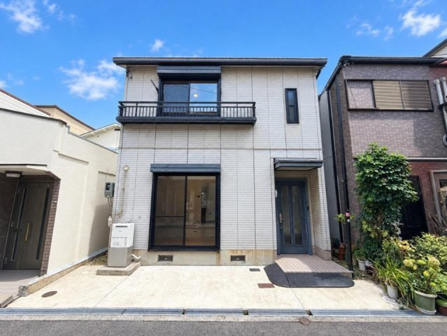 魚崎北町6丁目の外観|通勤にも外出にもアクセス良好。家族でおでかけすることも増えそうですね。