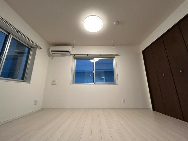 ＲＥＩＺ浅草の寝室
