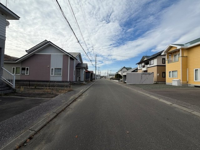 【前面道路含む現地写真】の画像