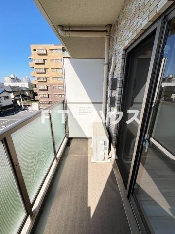 レジディア西船橋のバルコニー