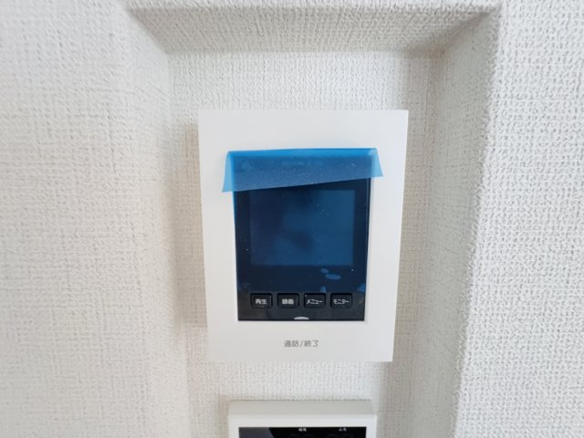 流山市向小金４丁目新築戸建【向小金小学校：9分】のセキュリティ|来客時も安心のTVモニター付きインターフォン