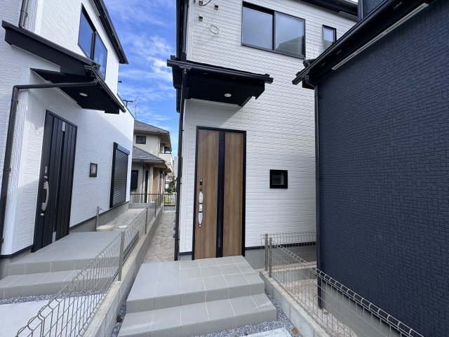 流山市向小金４丁目新築戸建【向小金小学校：9分】のエントランス|エントランス