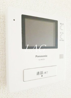 【セキュリティ】 | サン・フォート | モニター付きインターフォンです。