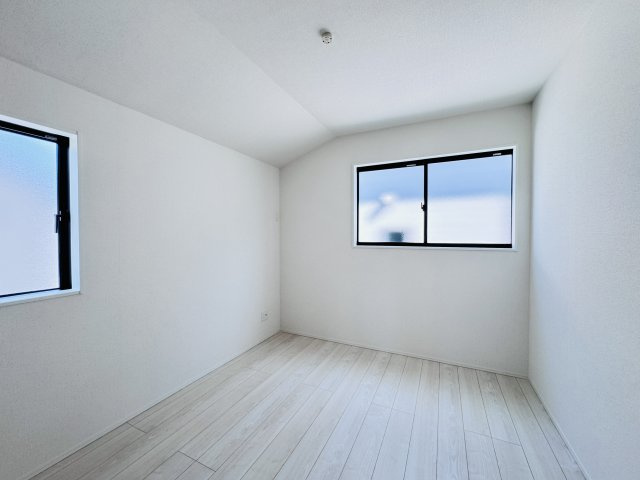 流山市向小金４丁目新築戸建【向小金小学校：9分】の洋室|6帖北側洋室