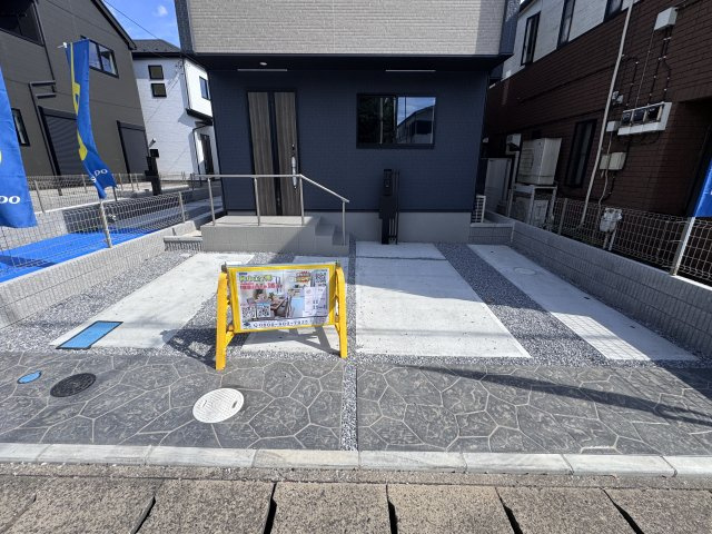 流山市向小金４丁目新築戸建【向小金小学校：9分】の駐車場|4号棟駐車スペース・並列2台駐車可