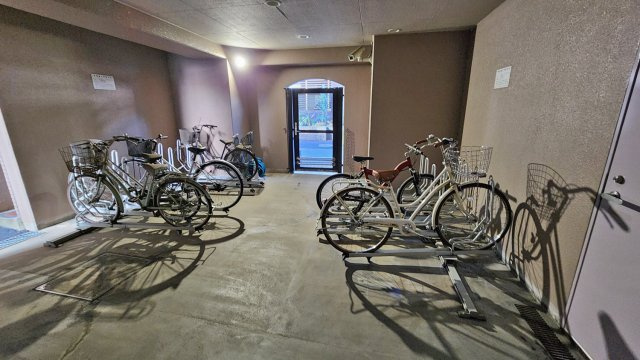 エスポワール目白のその他共用部分|駐輪場　※料金・空き状況は要確認