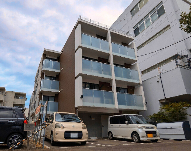 コートロティN9