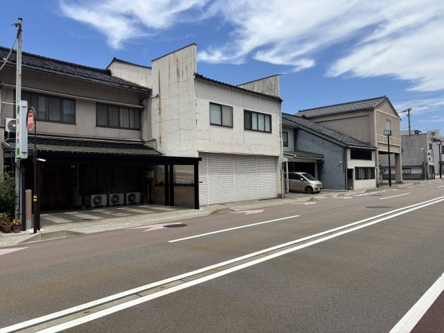 金沢市森山の前面道路含む現地写真