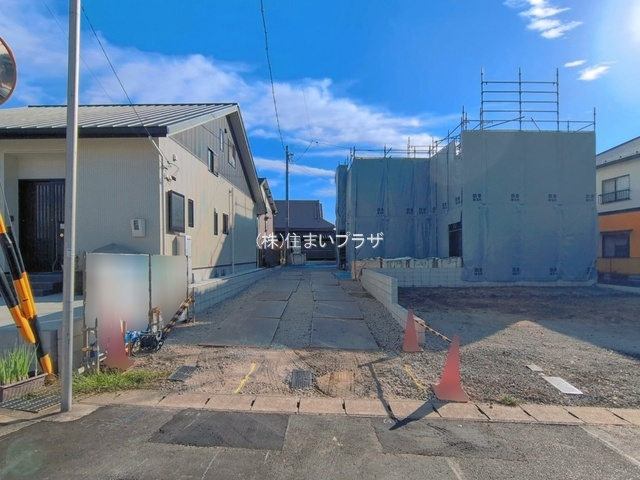 新築戸建て・仲介手数料無料）小牧市小木・３号棟の前面道路含む現地写真