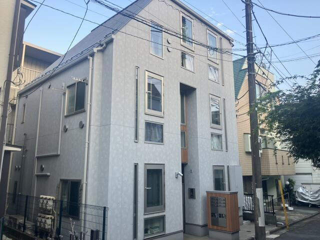 ヒューゲルハイム三軒茶屋の外観