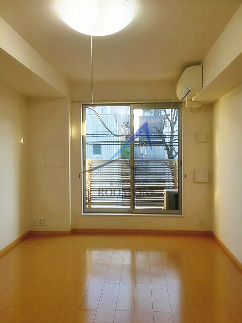 プリムローズ（Ｐｒｉｍｒｏｓｅの居間・リビング|洋室のお部屋です。
