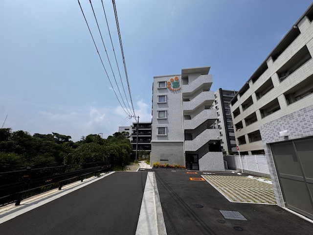 スプランディッド茨木天王の外観