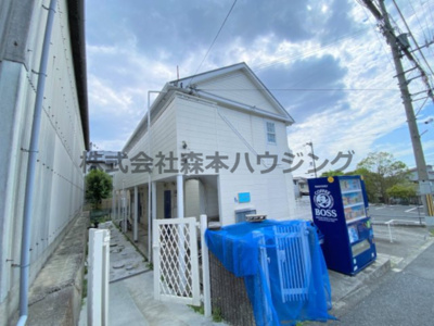 【外観】 | 　クレア清滝 | 外観は落ち着いています