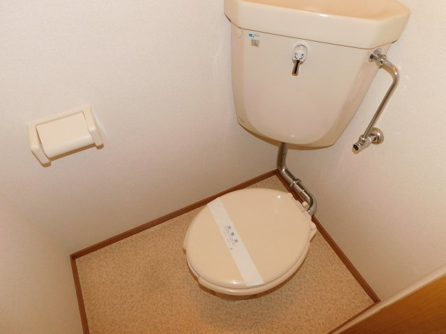 小金井市東町４丁目の賃貸マンションのトイレ