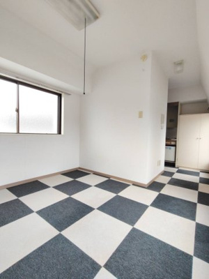 【居間・リビング】 | コスタ本牧壱番館 | 使いやすい居間です