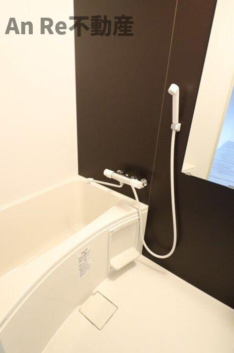 カーサーサカシタの浴室
