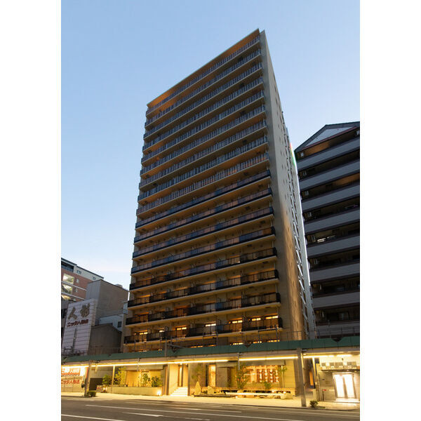 スプランディッド本町グランの外観