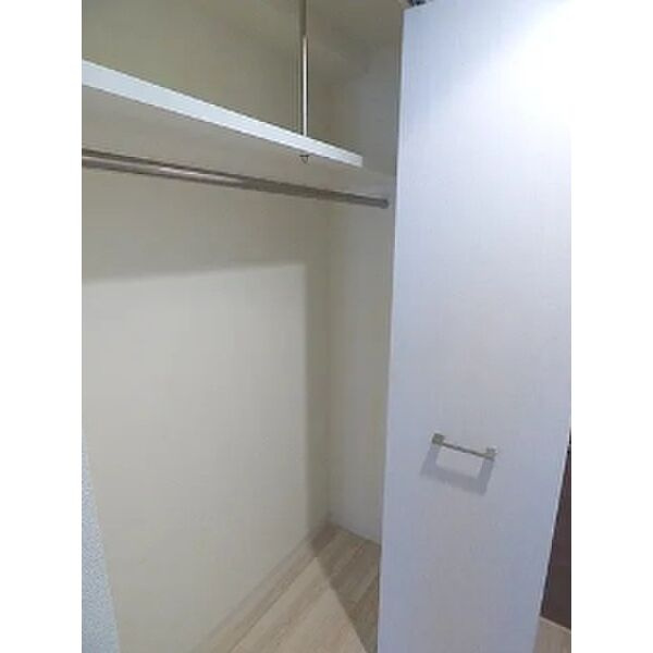 エスリード谷町四丁目の収納