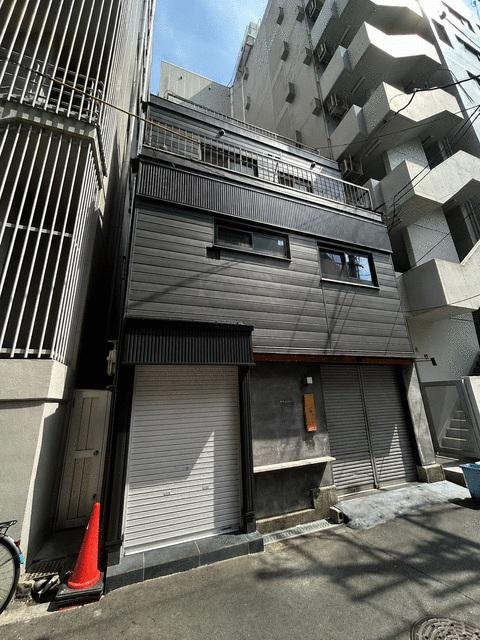 大阪市淀川区西中島３丁目の店舗一部