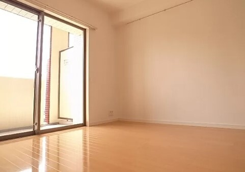 エンクレスト六本松Ⅱ の居間・リビング