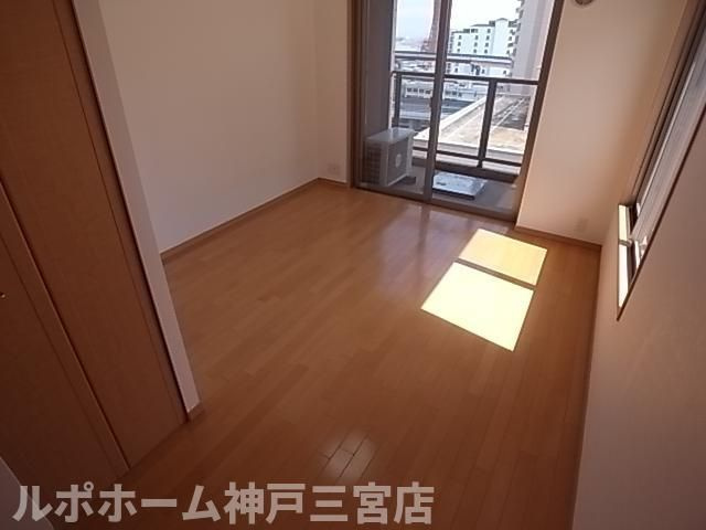 アーバングリーン神戸元町の居間・リビング