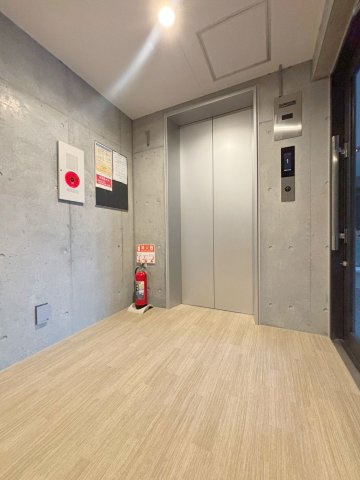 「防音マンション」アラート西台のロビー|建物の内部です