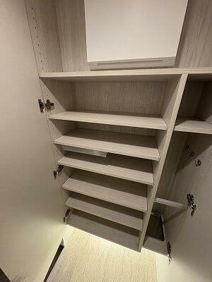 クレストコート旗の台の収納