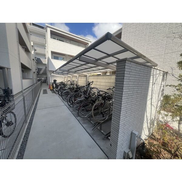 シャーメゾンshin-osaka westのその他