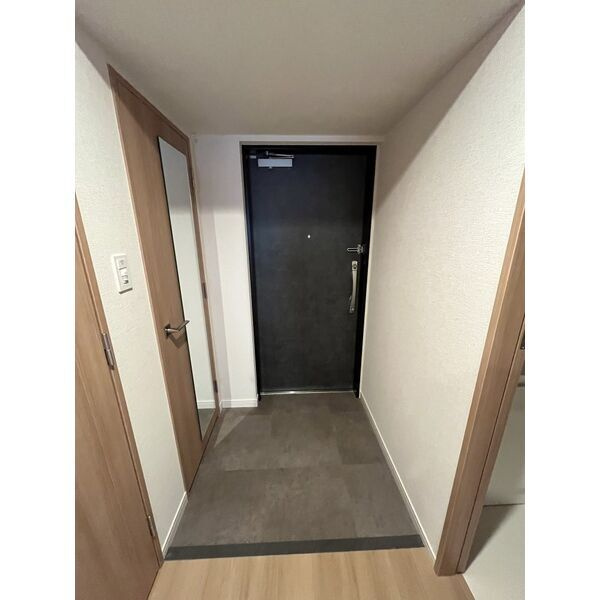 スプランディッド本町グランの玄関