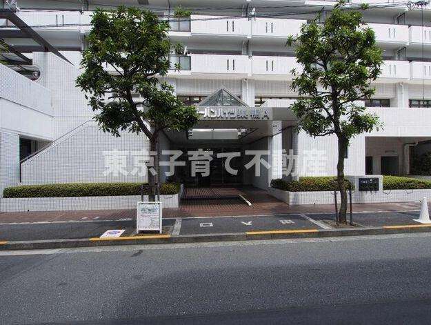 アーバンハイツ巣鴨Ａ棟のエントランス