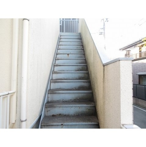 ソレイユみなづきのその他|共用部階段