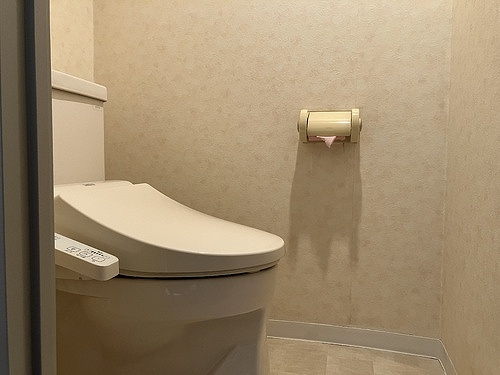 ライオンズマンション荻窪館のトイレ|ゆったりとした空間のトイレです