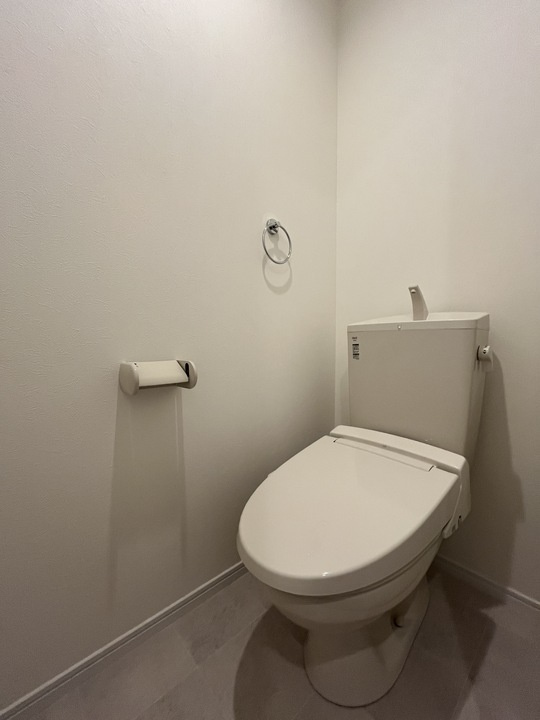 サンピア幕張本郷のトイレ|ゆったりとした空間のトイレです