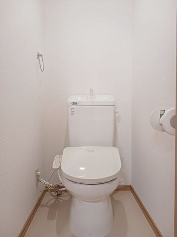 アミューズ千代のトイレ|落ち着いたトイレです