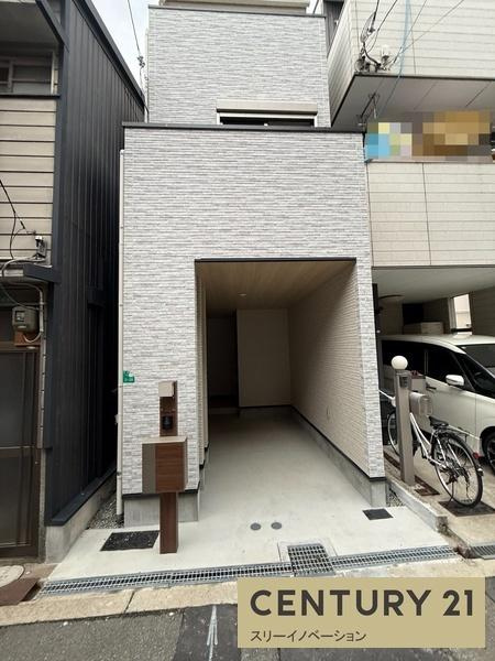 築港２丁目新築戸建の前面道路含む現地写真