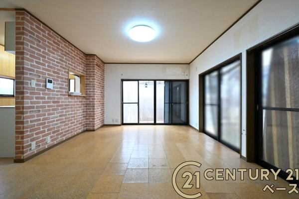 香芝市今泉　一戸建の居間・リビング