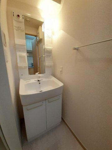 Ｍ＆Ｋ．ホープマンションの洗面所|スペースが確保できる洗面所です
