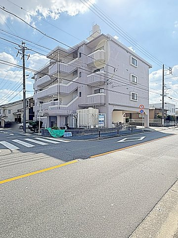 横井ビルの外観|きれいな外観です