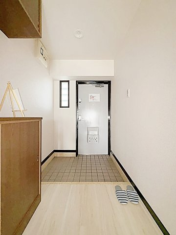 横井ビルの玄関|毎日通る玄関はこちらです