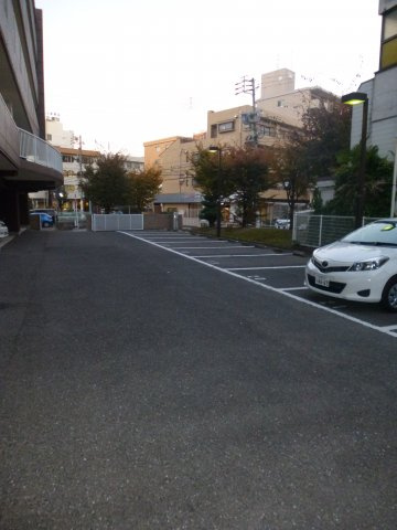 エポックステージの駐車場|駐車場に車を止められます