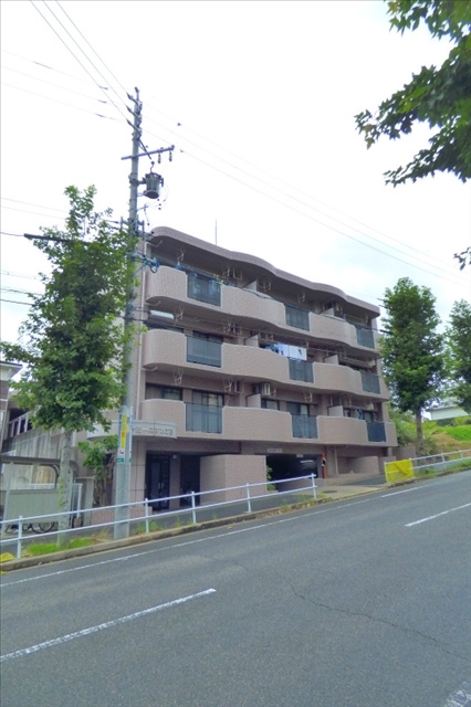 ファミーユすなご