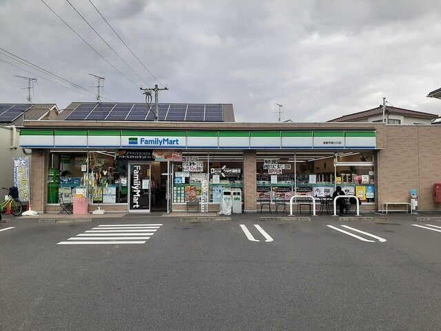プラティ－ヌＫ．Ｄの周辺|ファミリーマートまで180m