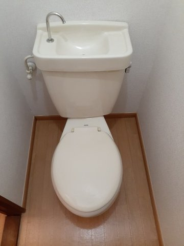 坂口ハイツのトイレ|落ち着いたトイレです