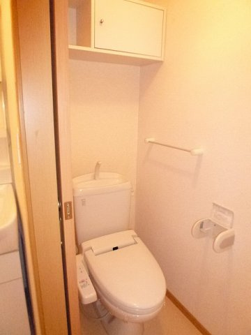 ヴァンクール　Ｃのトイレ|トイレもきれいです