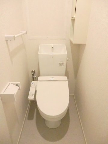 レオ　アベニューのトイレ|落ち着いたトイレです